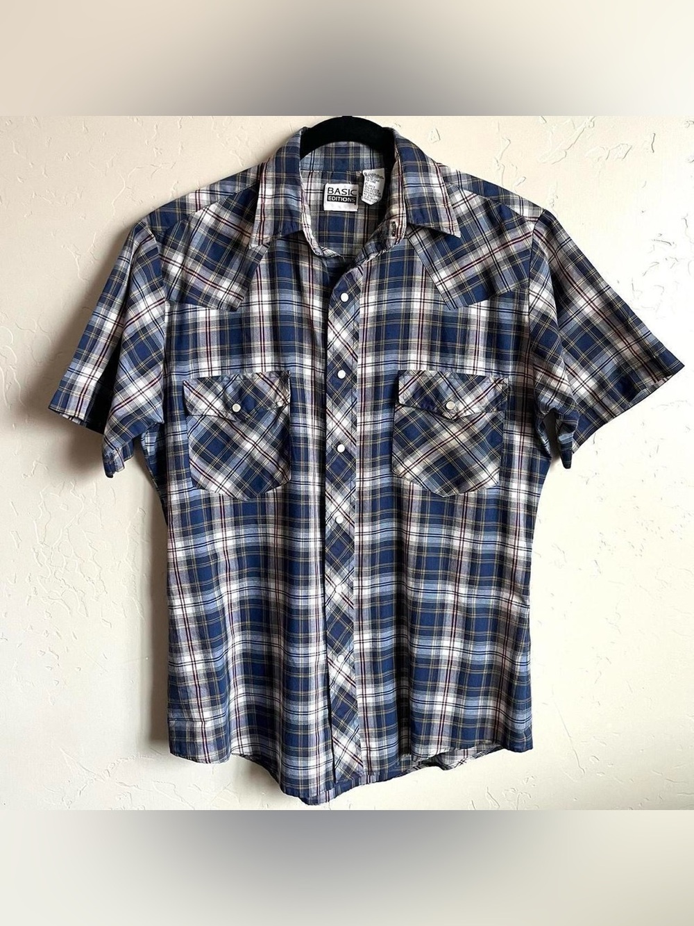 Basic Editions blue and white plaid short sleeve snap up shirt